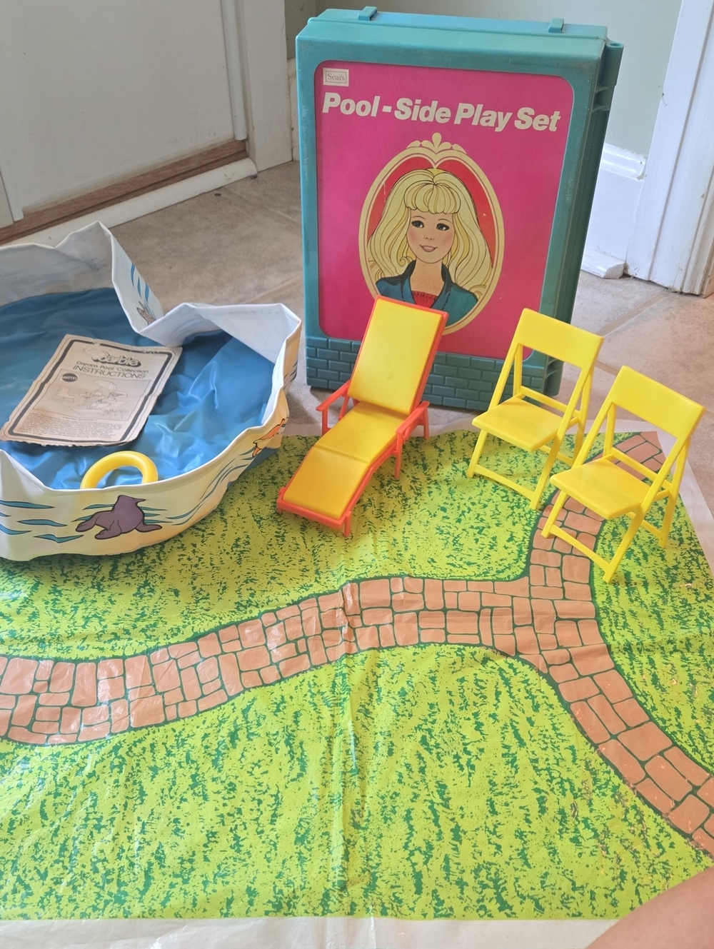Sears Vintage 1970's Pool Side Doll Play Set for 11-1/2" Dolls Barbie